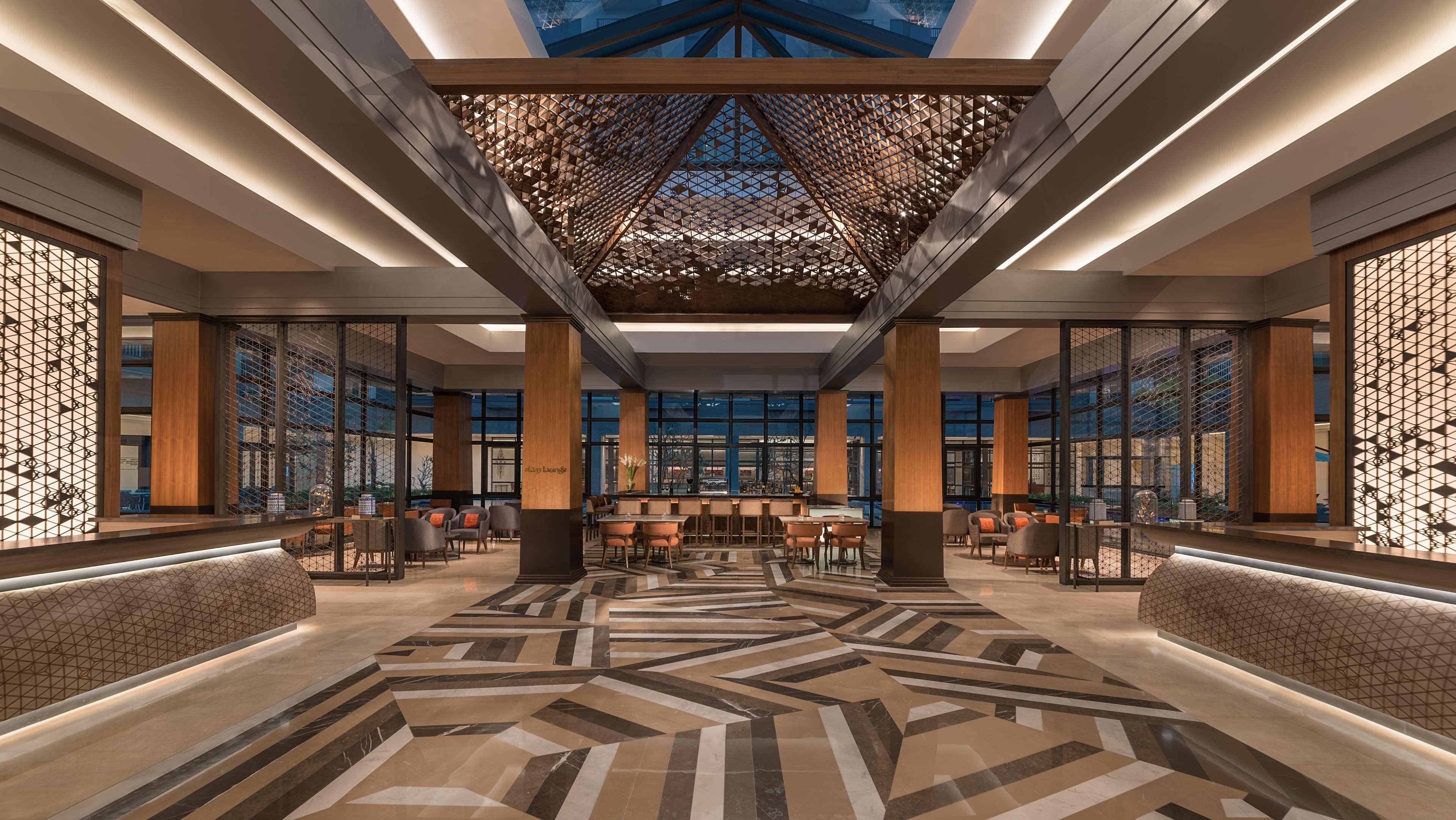 Hotel Dusitd2 4*